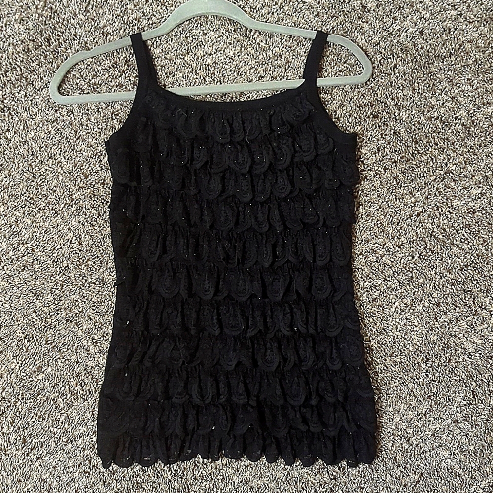 Small black ruffle tank top with sewn in glitter.